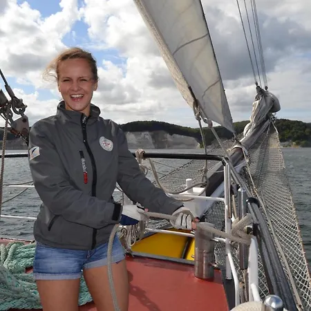 Segelschiff Loth Lorien Botel *